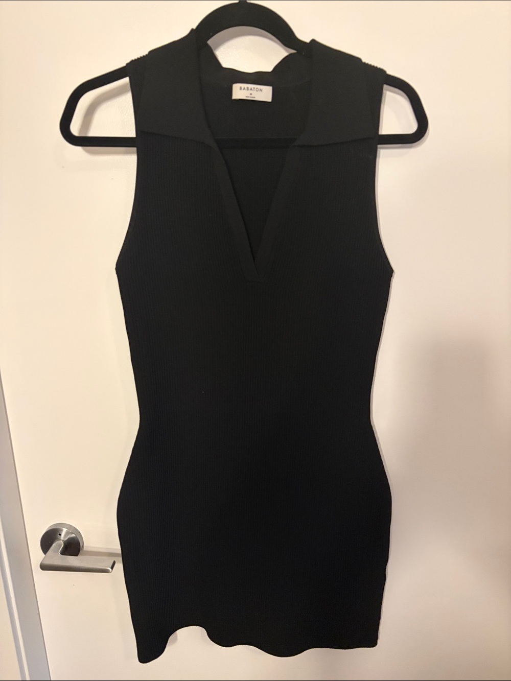 Babaton Black Ribbed V-Neck Collared Sleeveless Dress